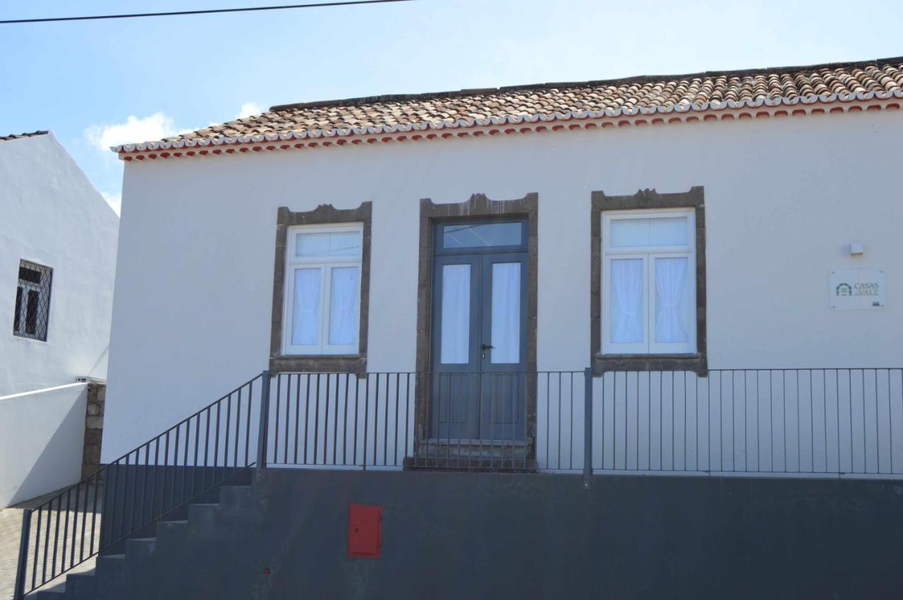 Casas do Vale A Casa Casa familiar com vista para o oceano Nordeste (Azores) Exterior foto
